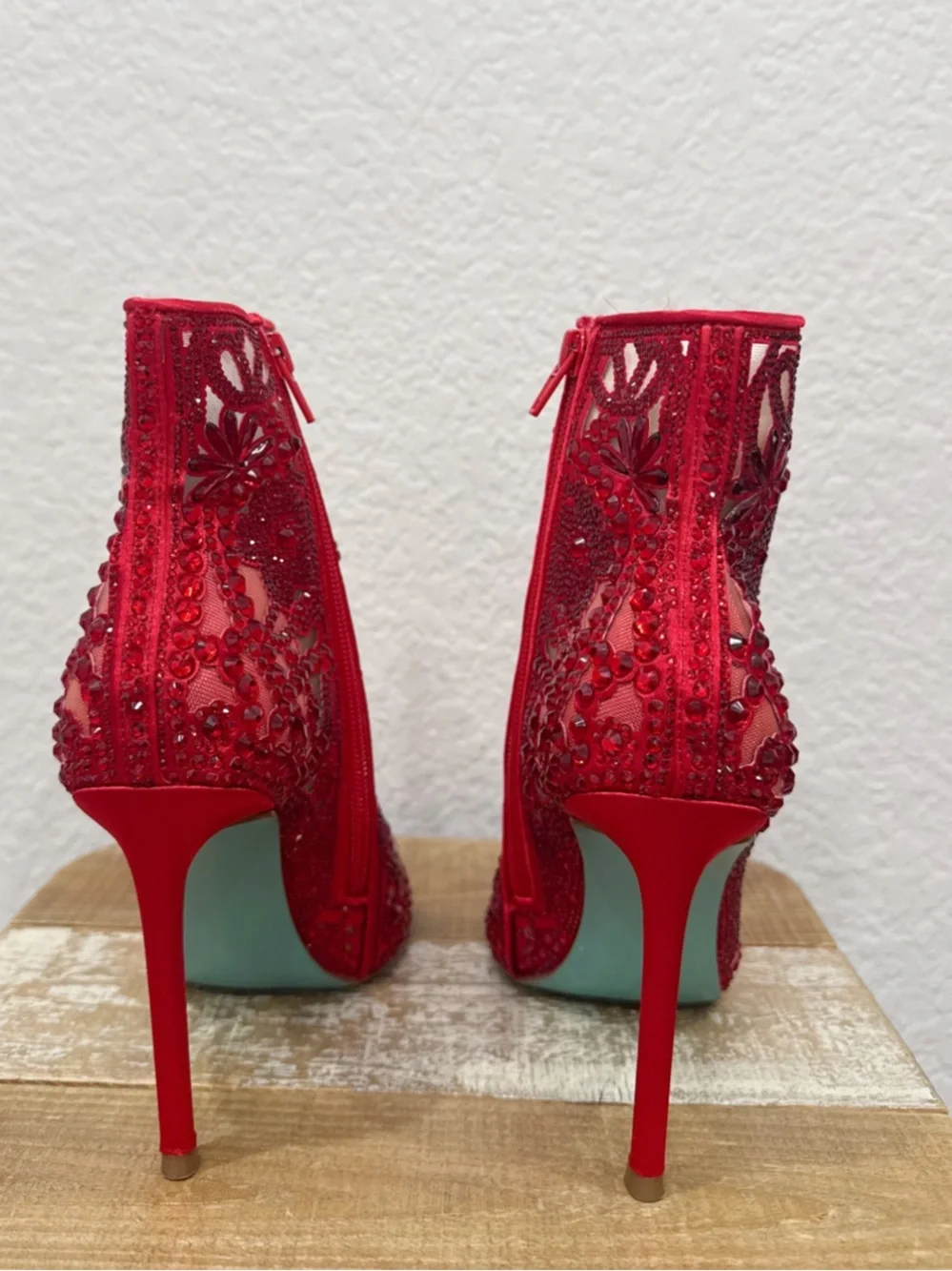 Betsey Johnson Bolt Red Rhinestone Ankle Booties Size 6.5 NEW - Picture 5 of 8